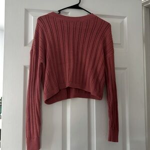 Small stain on sleeve. Size Small in woman’s from Aeropostale. Barely worn.